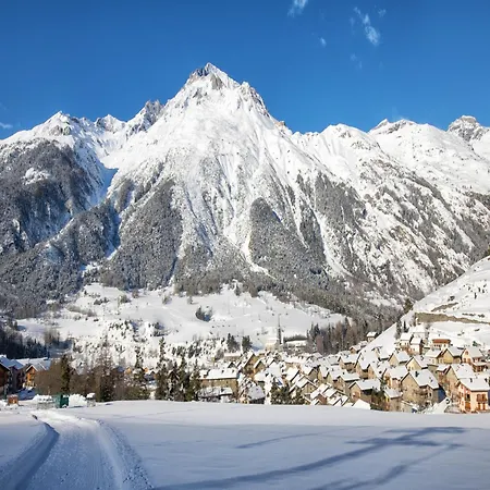 Apartment In Near River Val Cenis